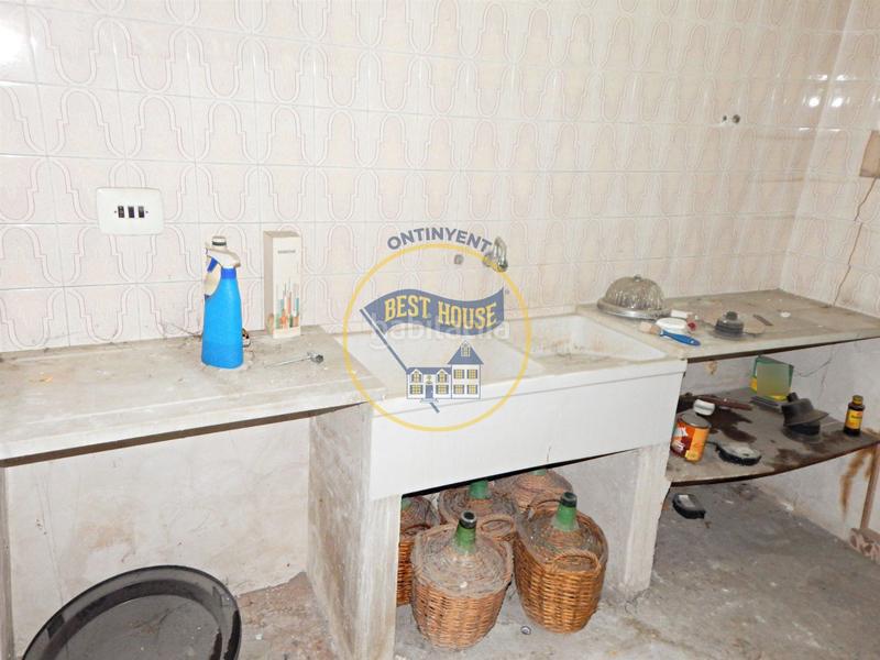 Foto 08b17698-eed6-49b2-8cb8-758b3fdee91e. Location local commercial dans Sant Josep-Zona Hospital Ontinyent