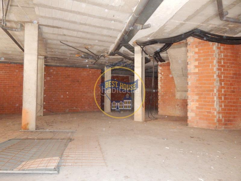 Foto eb84f099-8207-4bbf-a190-83c9d698c6aa. Alquiler local comercial  chaflan en barrio de san josé en Ontinyent