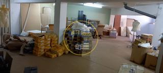 Locale commerciale in Sant Josep-Zona Hospital. Amplio local a la venta en ontinyent