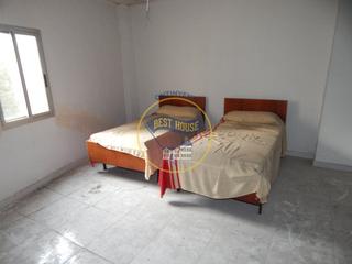 Maison à Sant Josep-Zona Hospital. Oportunidad de casa espaciosa para reformar en ontinyent