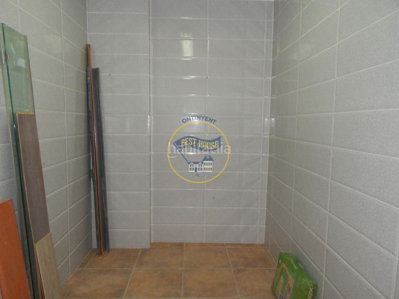Foto 424ce072-f386-4996-b8bd-bdf27c06c177. Rent business premise in Sant Josep-Zona Hospital Ontinyent