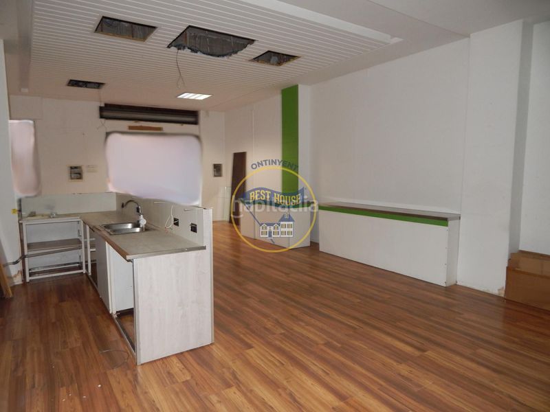 Foto d41d24da-b973-42f5-a850-9f98ec84bf4f. Rent business premise in Sant Josep-Zona Hospital Ontinyent