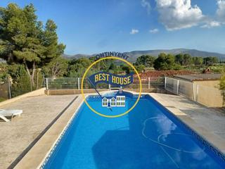 Xalet a Centro. Espectaculares vistas. chalet con gran piscina, en ontinyent.
