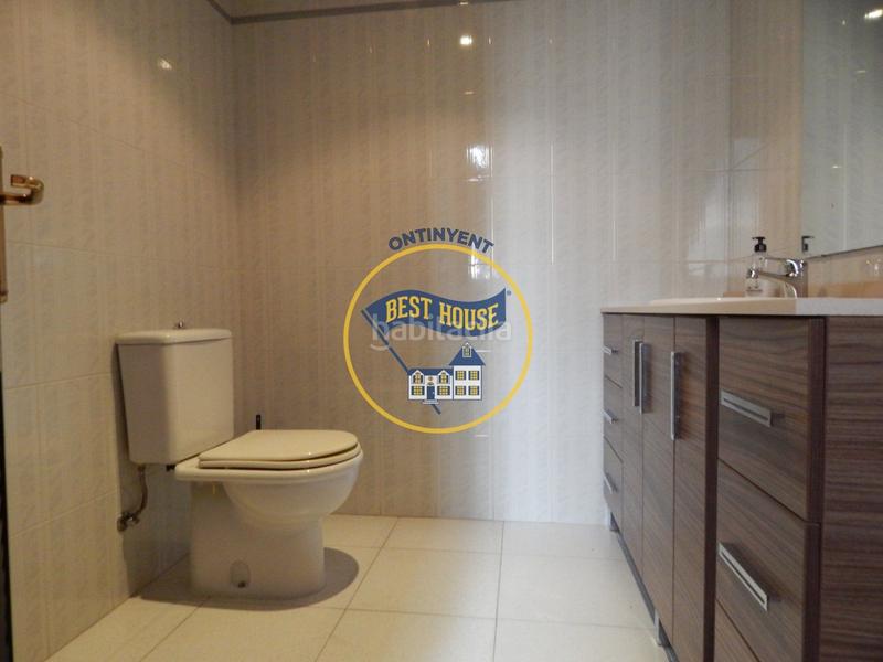 Foto 1388d0cb-5964-4d95-b8f3-c73e0be60f07. Alquiler local comercial luminoso local comercial en Cocentaina