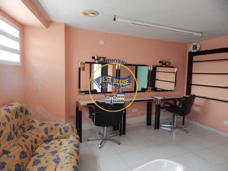 Foto fd70bb8e-6e14-4cbe-ac7a-3f197fe767a8. Alquiler local comercial luminoso local comercial en Cocentaina