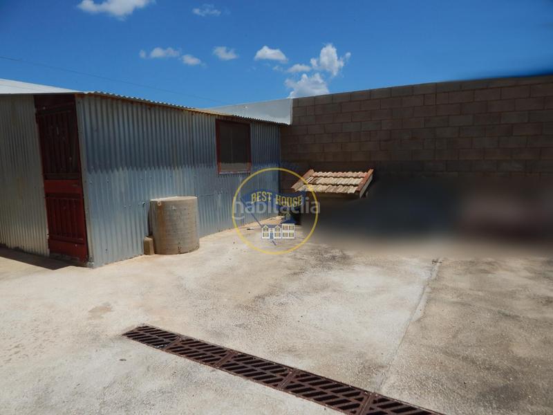 Foto 0b7cd9d3-262e-4c46-931c-379663538e27. Casa a Fontanars dels Alforins