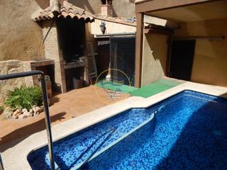 Masia a Palomar. Oportunidad, casa reformada con piscina y otras comodidades.