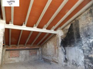 Maison à Sant Josep-Zona Hospital. Dos casas históricas para reformar en el centro de ontinyent