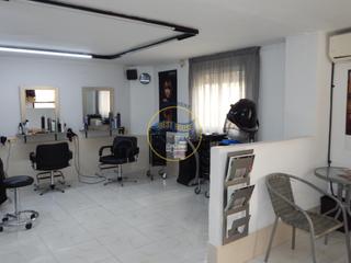 Local commercial à Sant Josep-Zona Hospital. Venta de local comercial, en ontinyent.