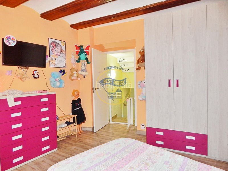 Foto d75590ef-b75f-4388-be73-96592bb94cb3. House in Bocairent