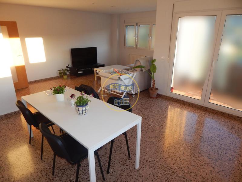 Foto efaa7212-4217-4976-97b1-796917cd5f73. Piso espectacular piso , con vistas despejadas. en Bocairent