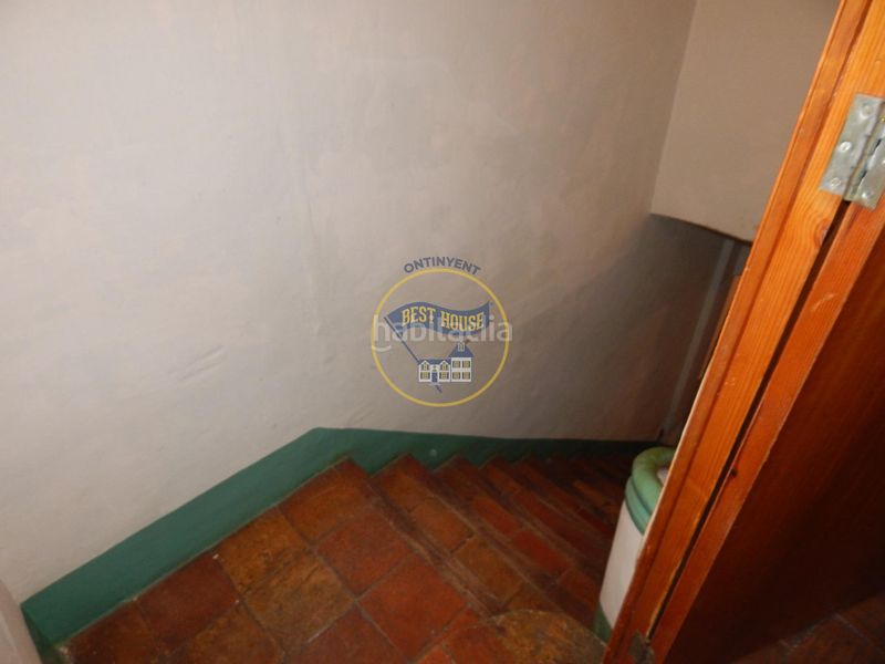 Foto ba923d00-5397-418b-a75e-e7f48dc06ffd. Casa amb aparcament a Bocairent