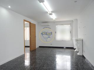 Local Comercial a Bocairent. Exclusivo local de entresuelo luminoso en venta en bocairent