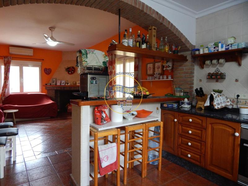 Foto 246ef841-22fc-45f7-a643-4b9794a71da8. Xalet amb calefacció piscina a Sant Josep-Zona Hospital Ontinyent