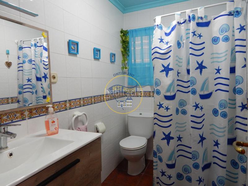 Foto a8efbbdc-c864-4468-85f3-529ba57e884d. Xalet amb calefacció piscina a Sant Josep-Zona Hospital Ontinyent