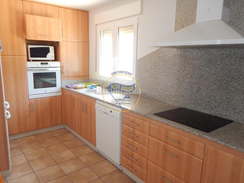 Foto 391044f0-7028-48e1-ba6b-c5b56ab0f440. Xalet a Sant Josep-Zona Hospital Ontinyent
