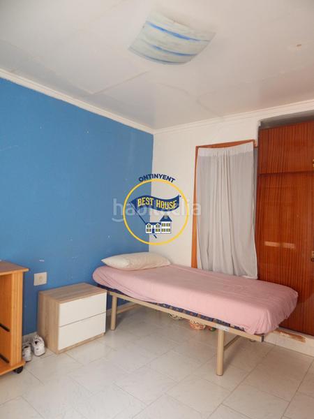 Foto ec81bf4a-d688-46af-bacd-731acea99a50. Casa oportunidad casa amplia en Sant Josep-Zona Hospital Ontinyent