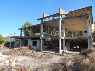 Chalet à Albaida. Chalet en construcción. albaida.