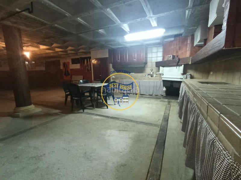 Foto 2f836fcd-549e-4951-9bd1-18676697f620. Xalet amb piscina a Centro Ontinyent