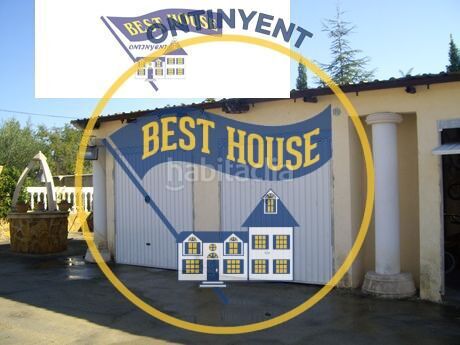 Foto 6531da0c-5a0c-43e1-a86c-f8ac385dad7a. Xalet amb piscina a Centro Ontinyent