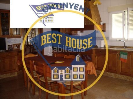 Foto 6742eff5-f364-48f9-bea7-32bfc04abebd. Xalet amb piscina a Centro Ontinyent