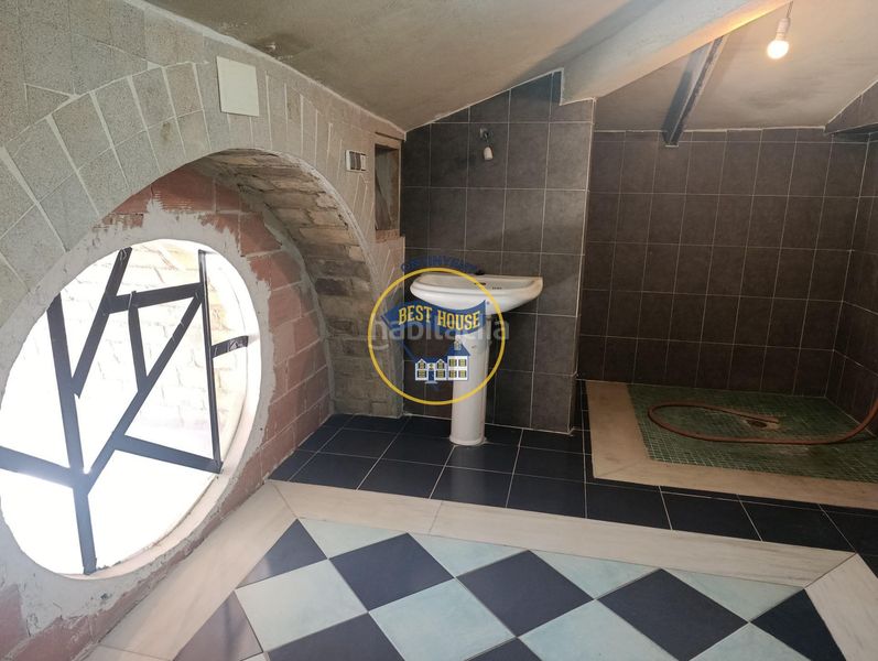 Foto 7854b8fa-b3e5-45db-9476-b902f7422a6e. Xalet amb piscina a Centro Ontinyent