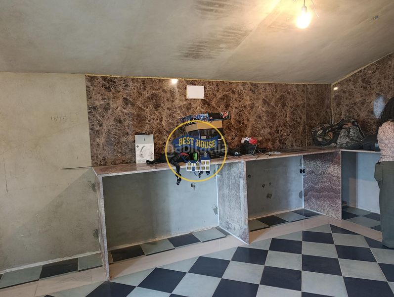 Foto 80c00db7-85fc-4582-9c32-37c164e1ed5d. Xalet amb piscina a Centro Ontinyent