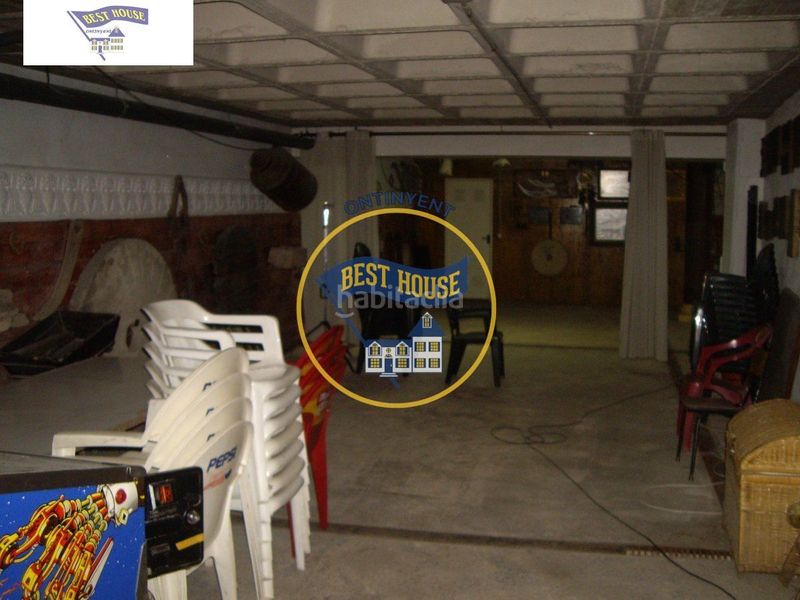 Foto a124d94f-9ce6-4fb5-8f01-847718ceb9ff. Xalet amb piscina a Centro Ontinyent