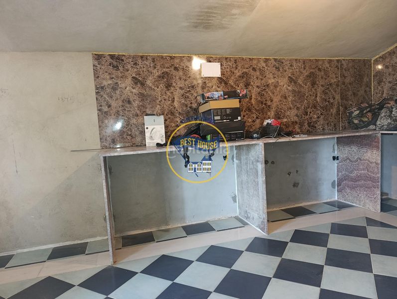 Foto bd142f52-4628-45b6-9bd3-f6ad5fbef91c. Xalet amb piscina a Centro Ontinyent