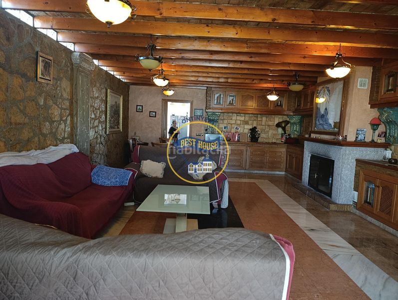 Foto c5f8632c-e1e8-44e1-942b-56f3dffcf733. Xalet amb piscina a Centro Ontinyent