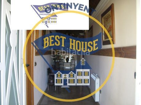 Foto e11899ce-e1d2-453e-b4cd-ee19a551f736. Xalet amb piscina a Centro Ontinyent