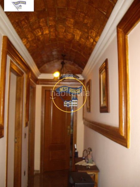 Foto e6c1666b-5ba3-4d21-8055-ba812d6a127e. Xalet amb piscina a Centro Ontinyent