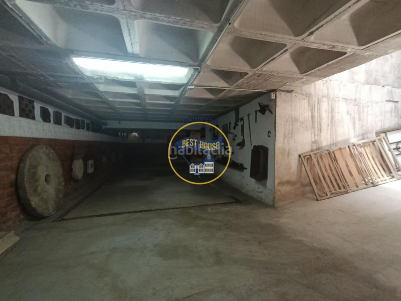 Foto f4cd6a98-081e-4969-9834-bcd882cc2e0f. Xalet amb piscina a Centro Ontinyent