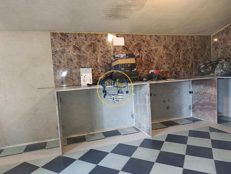 Foto f9afa5b3-a097-4551-858f-68472f914397. Xalet amb piscina a Centro Ontinyent