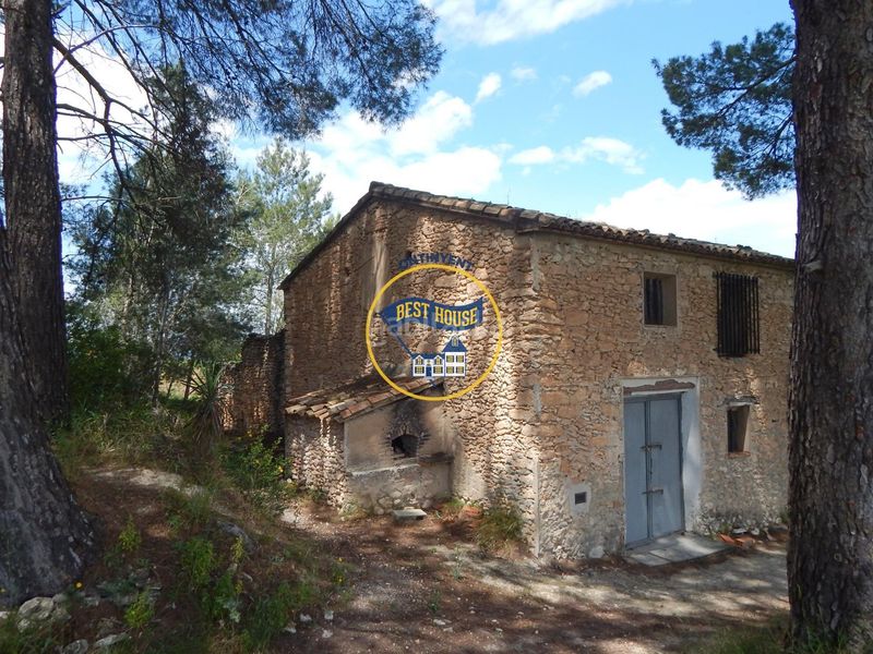 Foto f4d57d13-945e-4aaa-a2c3-c0c5896a17c4. Casa a Bèlgida