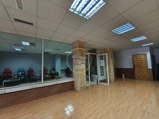 Miete Geschäftsraum in Sant Josep-Zona Hospital. Local comercial con salida de humos en zona comercial