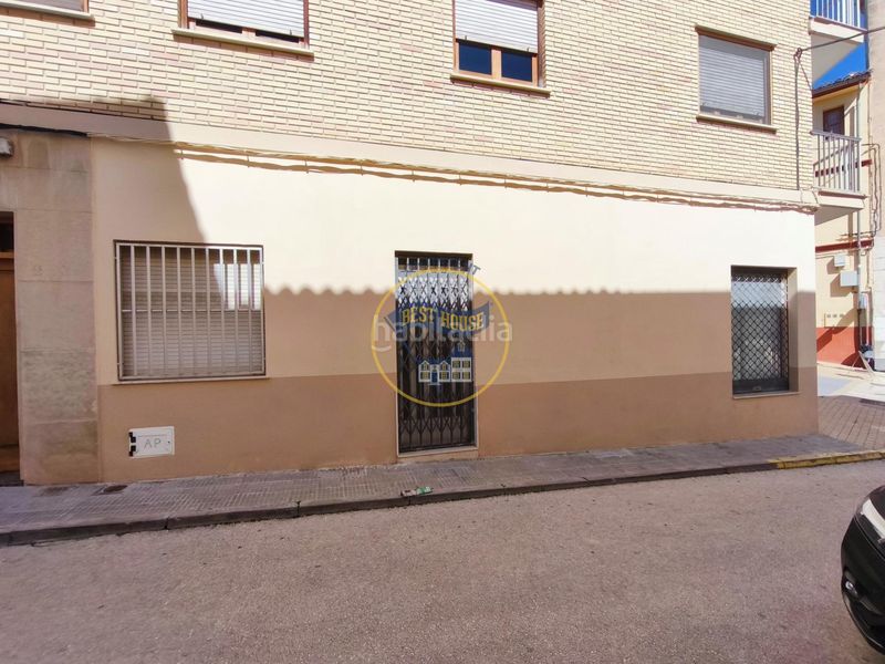 Foto bd9ff724-b441-42ab-babf-63f7445bbbeb. Casa a Olleria (l´)