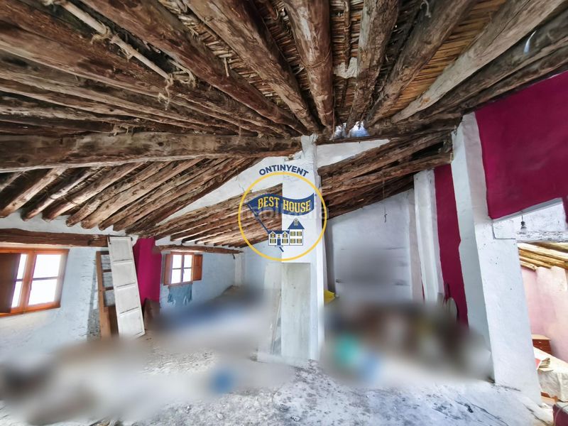 Foto b3716a19-d70a-47bb-9614-37cb15c9bb85. Casa a Centro Ontinyent