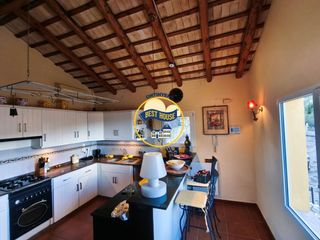 Xalet a Santa Ana. Precioso chalet con perfectas calidades y acabados listo para vi