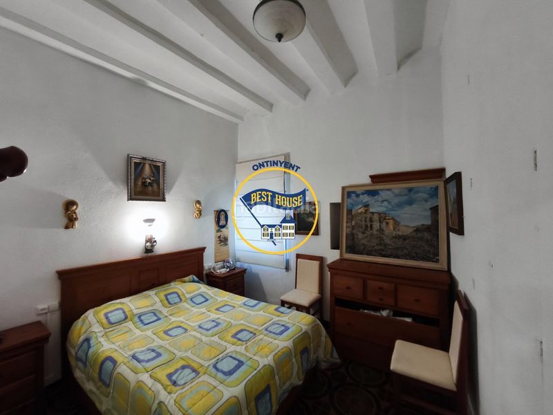 Foto 402c09ed-9978-493c-b279-0e601d9efc54. Casa amb piscina a Sant Josep-Zona Hospital Ontinyent