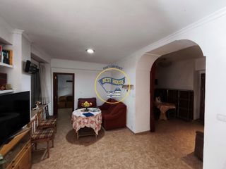 Maison à Muro de Alcoy. Oportunidad en muro de alcoy!! casa con casi 300 m2 de enormes p