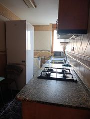 Flat in El Llombo. Amplio piso en venta en la zona de sant josep, ontinyent por sol