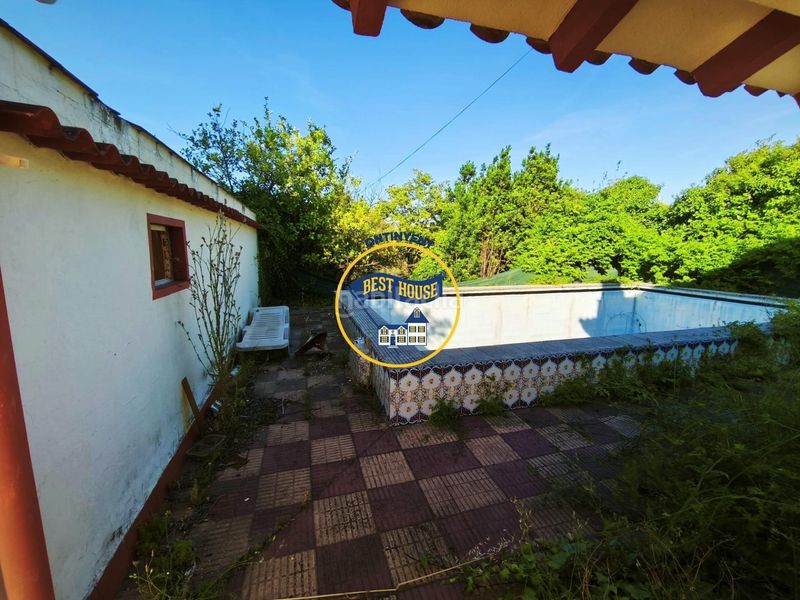 Foto b16f727d-64ad-41e3-b48f-c7ff5b64d95d. Xalet amb aparcament piscina a El Llombo Ontinyent