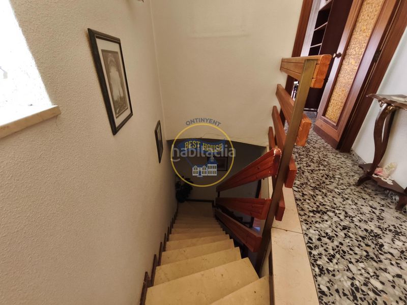 Foto c10df540-8473-4db6-b807-b9b1f6318f97. Casa a Banyeres de Mariola