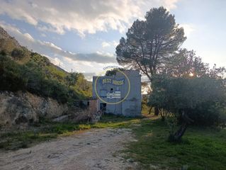 Casa a Sant Josep-Zona Hospital. Encantadora casa de campo en ontinyent  oportunidad única