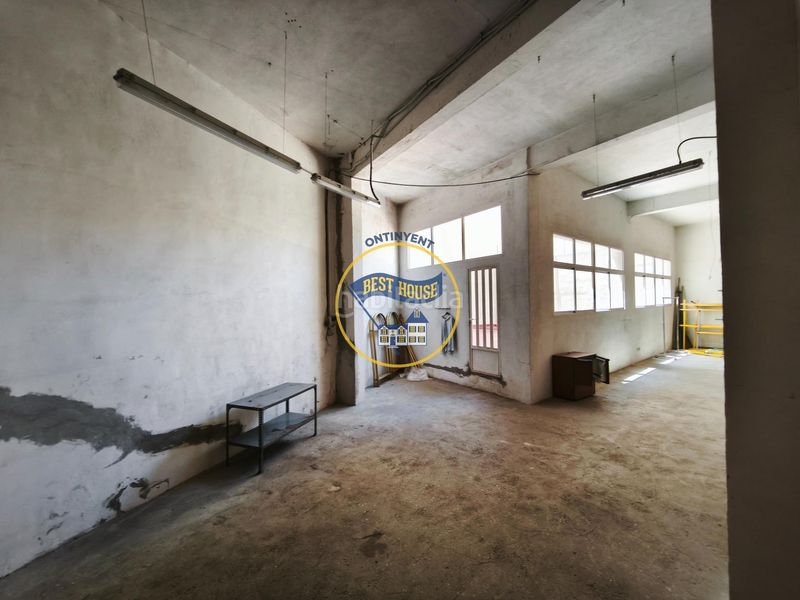 Foto 92026575-b386-4757-8ebc-630dffb52935. Local comercial a Centro Ontinyent