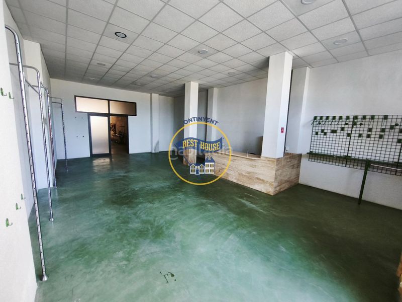 Foto d7c37beb-3bc7-4ee7-a5ed-20367bb0e1e0. Local comercial a Centro Ontinyent