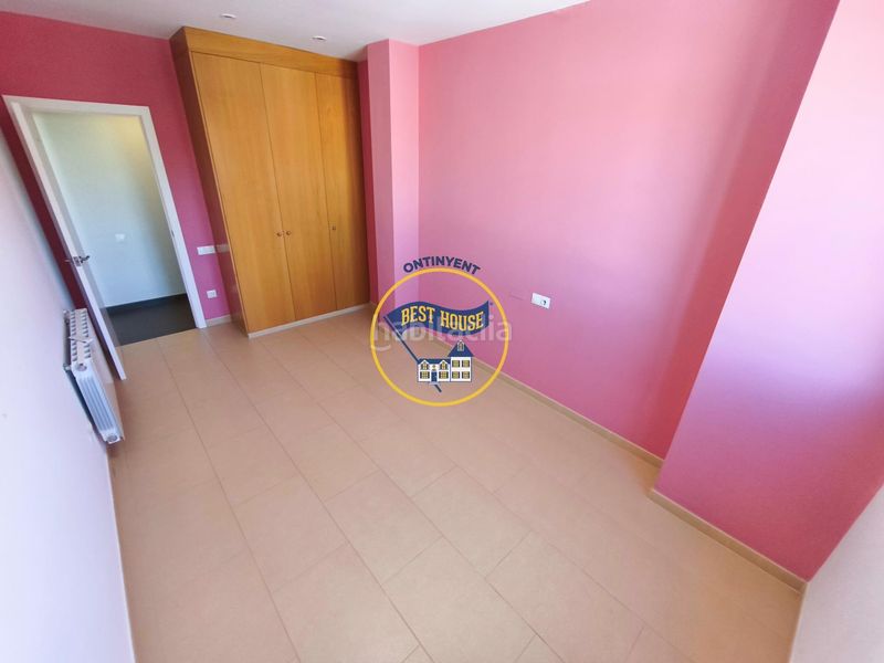 Foto 61ecf751-3cc8-4784-9dcd-277221e8fdf9. Pis amb aparcament a Agullent
