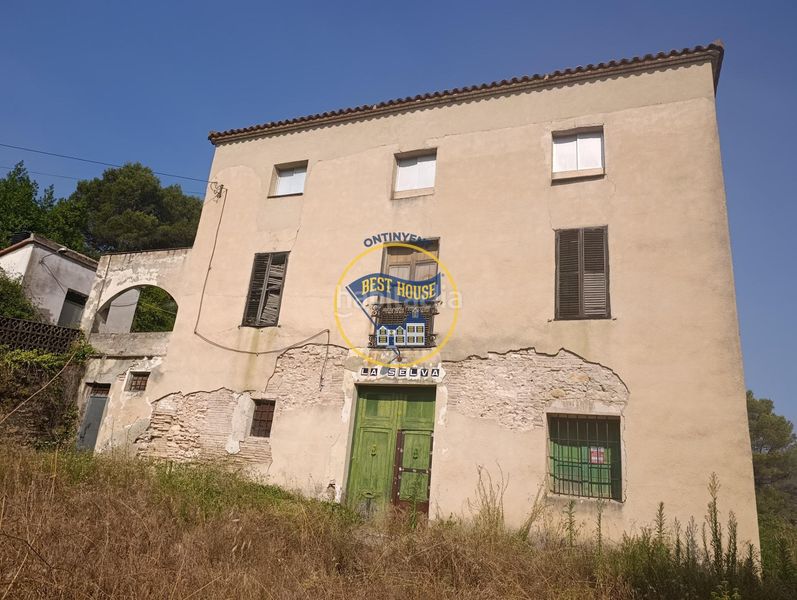Foto 4c4035cc-3e0d-4627-97e9-26463156d219. Xalet amb piscina a Sant Josep-Zona Hospital Ontinyent