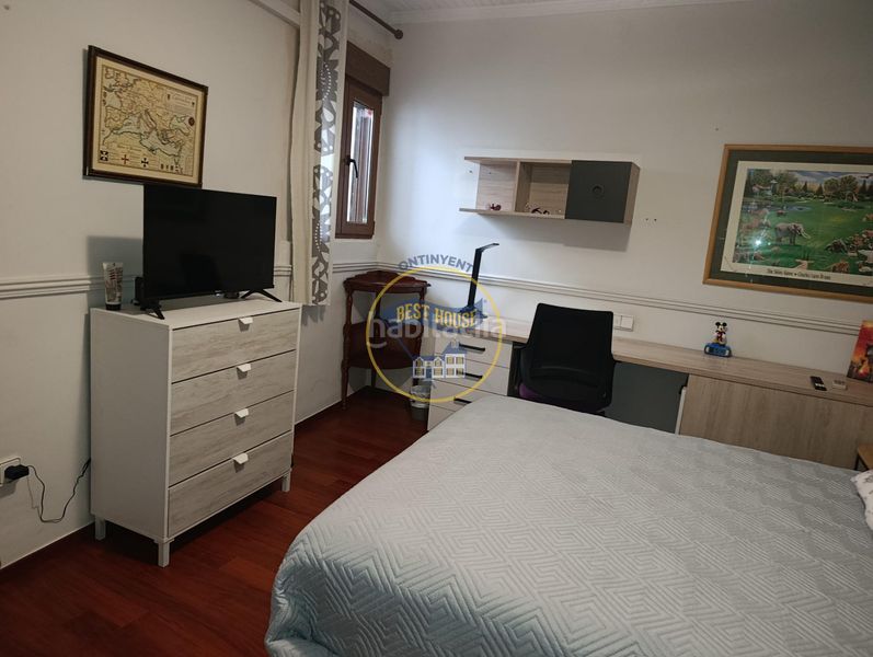 Foto 413c99bb-e3a8-45c1-830e-550d93df2472. Casa a Centro Ontinyent